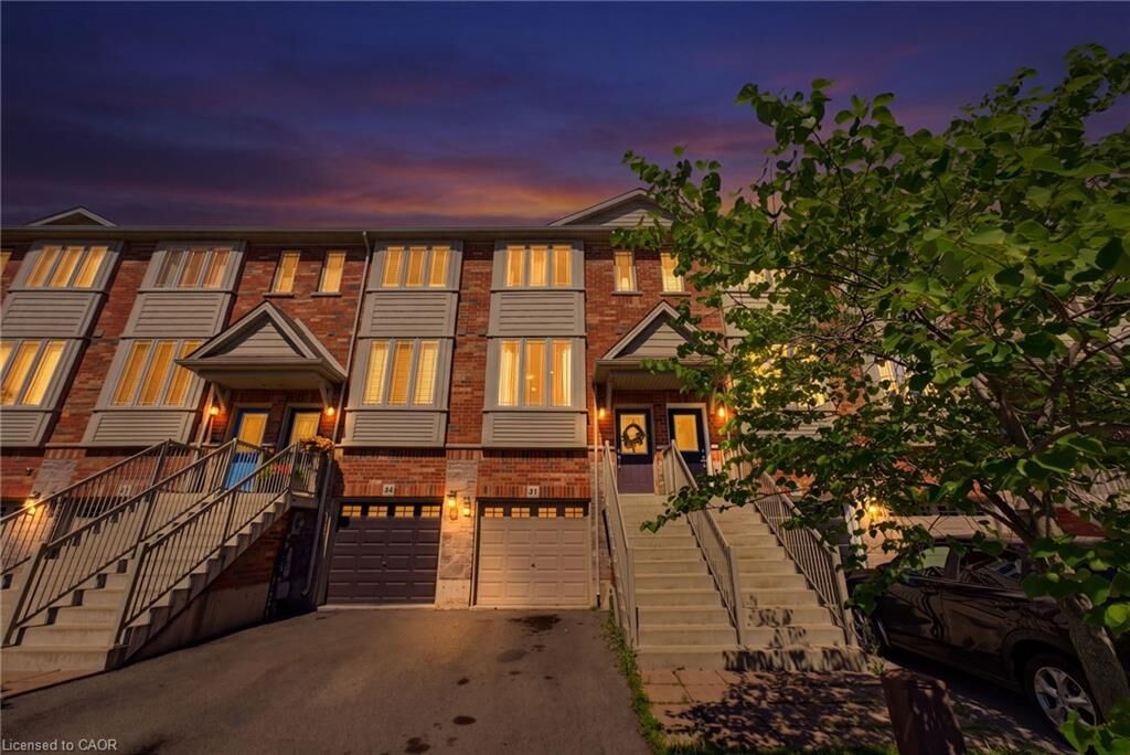 Property Photo:  41 Edenrock Drive  ON L8E 0G6 