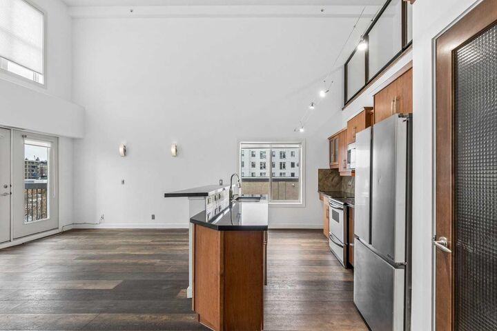 Property Photo:  317 19 Avenue SW 407  AB T2S 0E1 