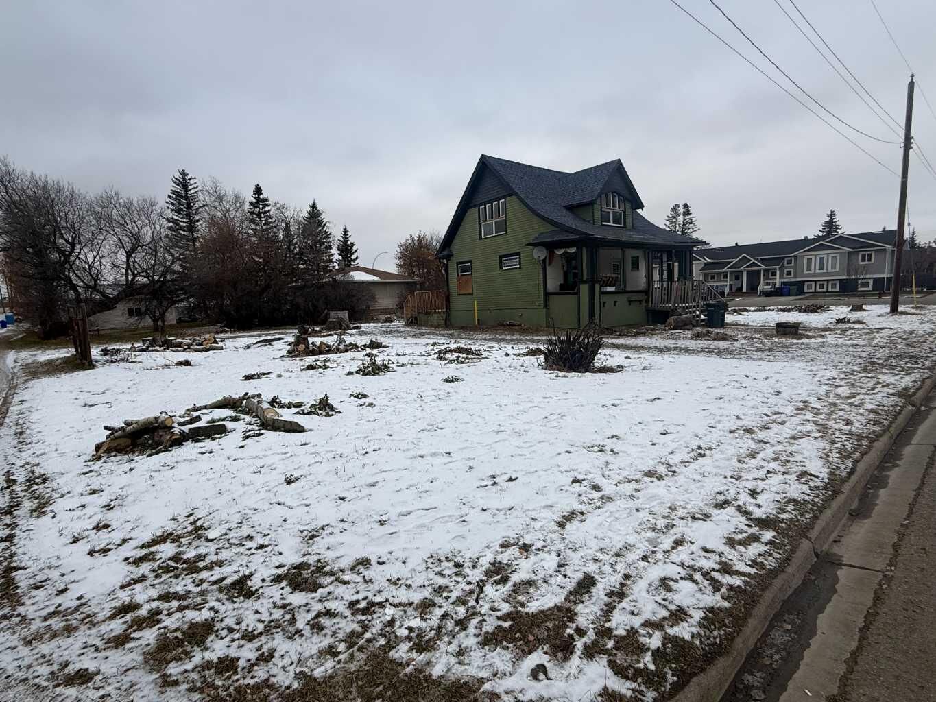 Property Photo:  5102 48 Avenue  AB T4H 1E7 