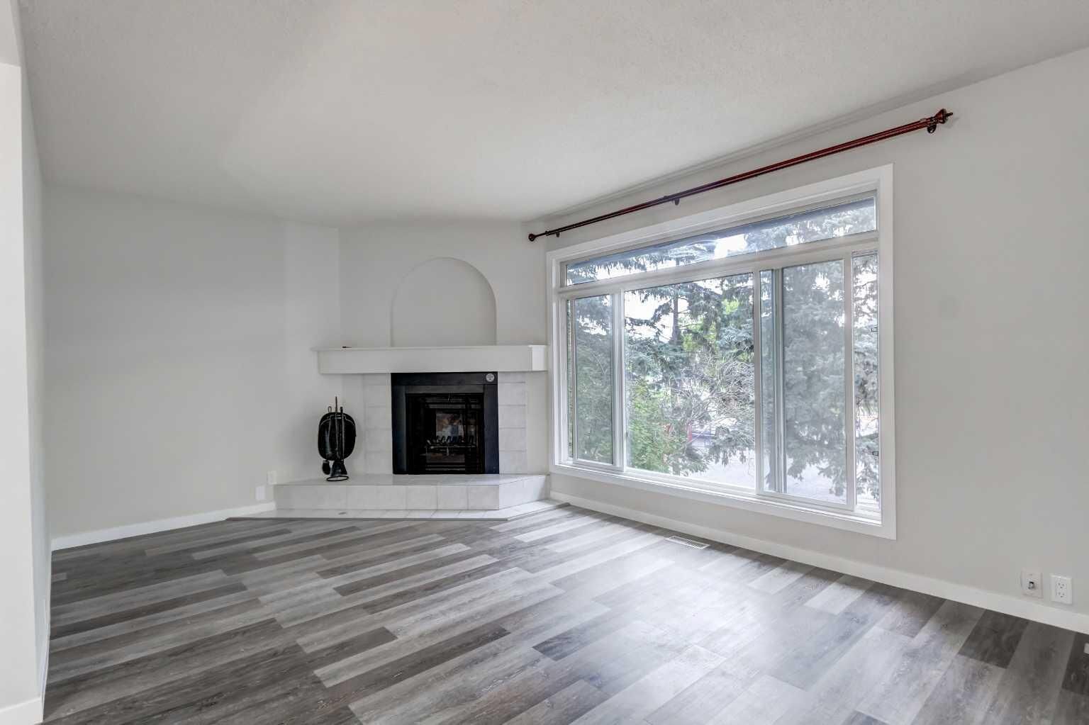 Property Photo:  310 Brookmere Road SW 12  AB T2W 2T7 
