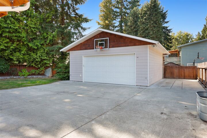 Property Photo: 19012 78th Place W WA 98026