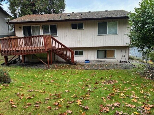 Property Photo: 1607 NE 189th Street WA 98155
