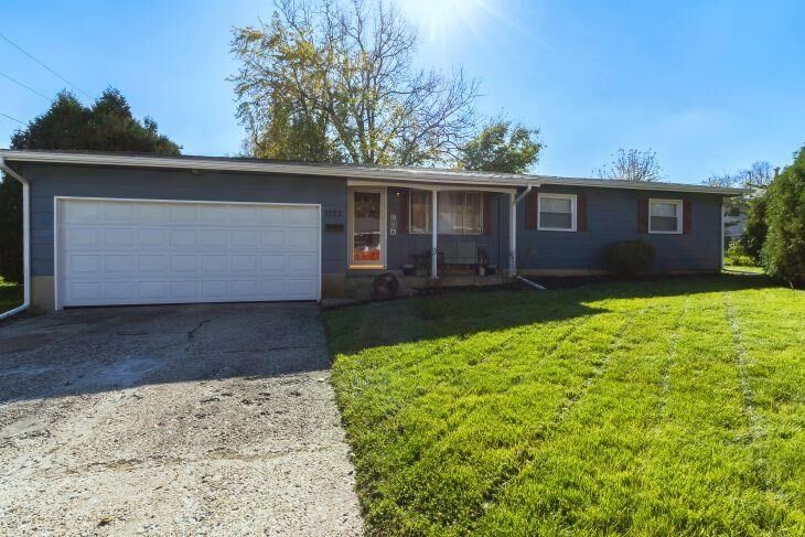 Property Photo:  1703 South G Street  IN 47374 