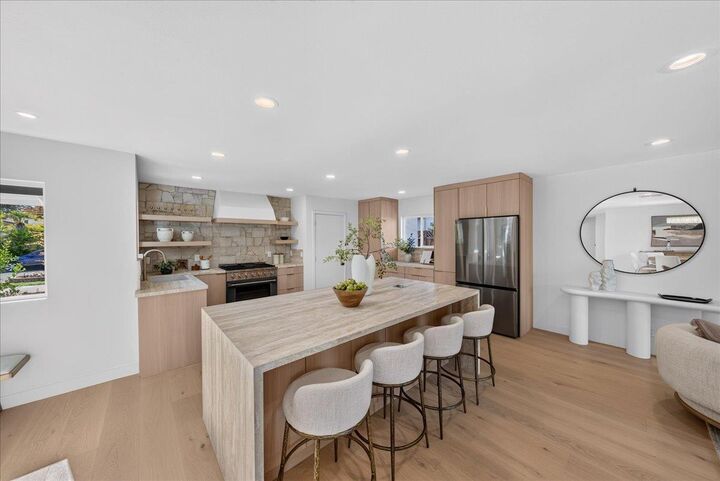 Property Photo:  1541 Awalt Court  CA 94024 