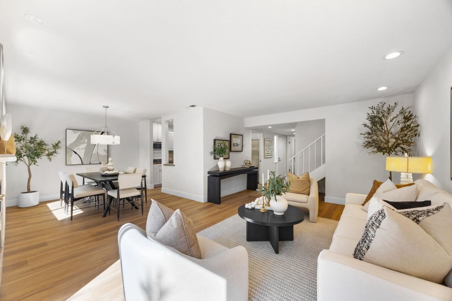 Property Photo:  1116 Forrestal Lane  CA 94404 