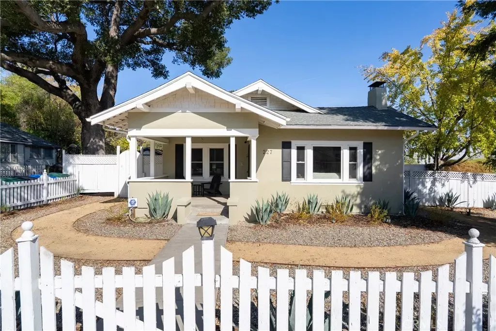 Property Photo:  227 16th  CA 93446 