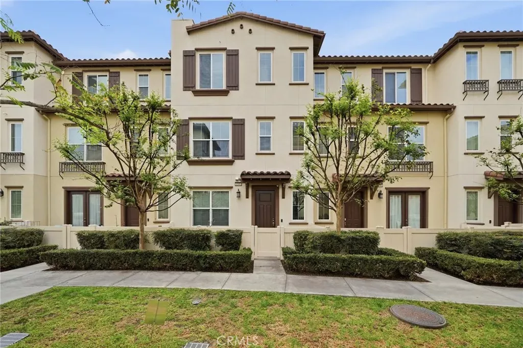 Property Photo: 1595 E Lincoln CA 92805