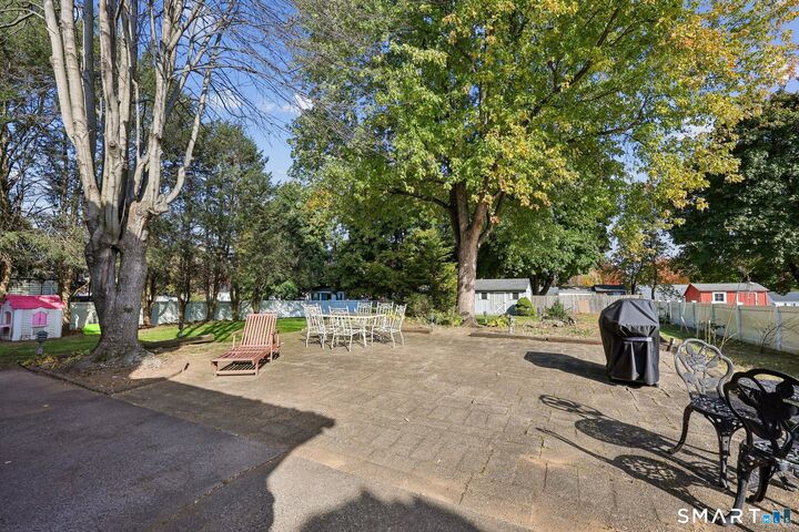 Property Photo:  100 Midwell Road  CT 06109 