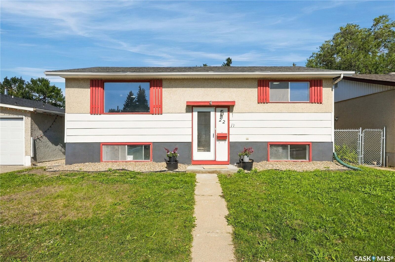 Property Photo:  22 Ramsay Court  SK S7H 4H1 