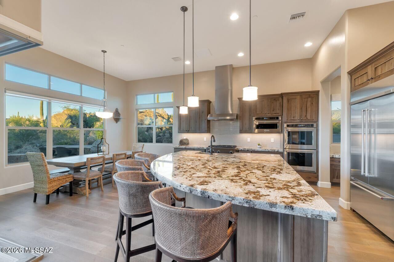 Property Photo:  505 W Echo Point Place  AZ 85755 
