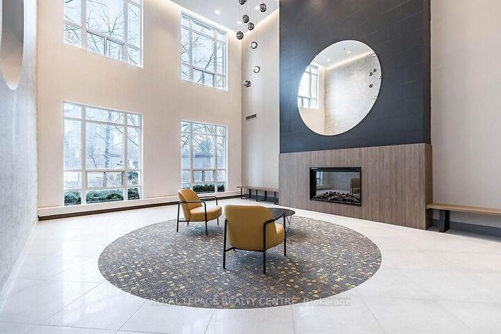 Property Photo: 90 Absolute Avenue 1705 ON L4Z 0A3