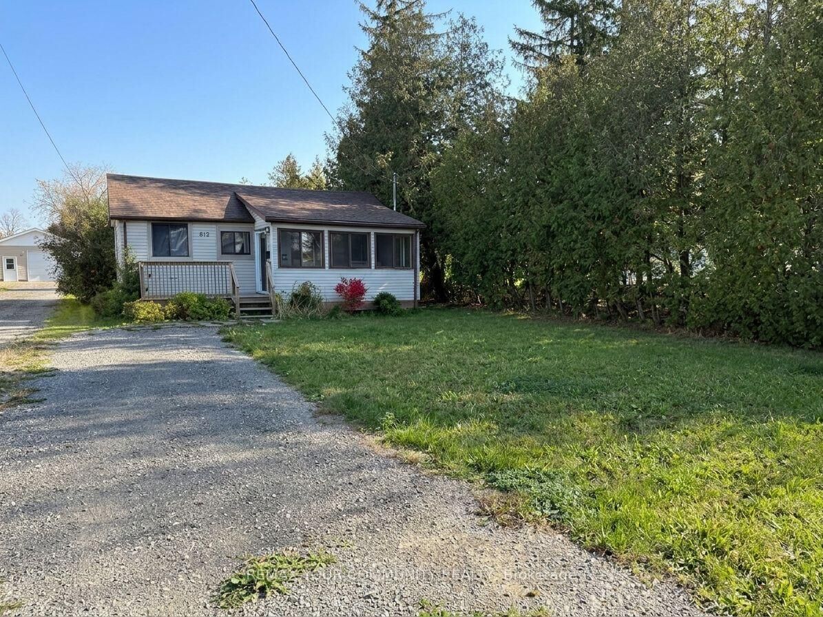 Property Photo: 815 Montsell Avenue ON L0E 1S0