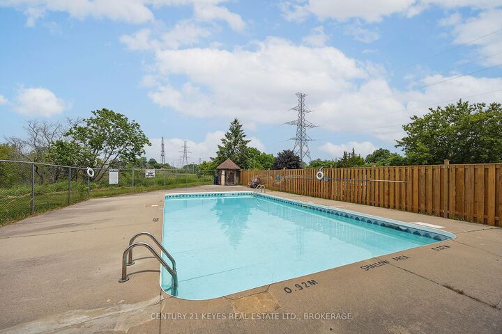 Property Photo:  745 Davis Drive 511  ON K7M 8J4 