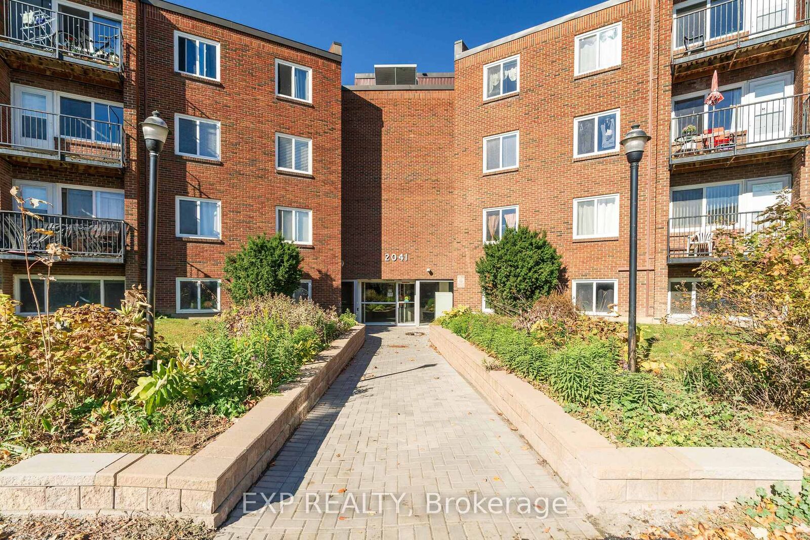 Property Photo:  2041 Arrowsmith Drive 208C  ON K1J 7V7 