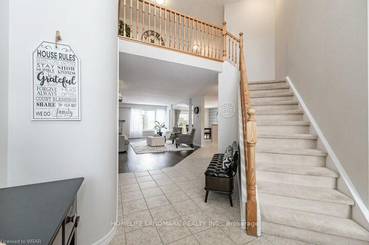 Property Photo:  123 Winifred Street  ON N2P 2M6 