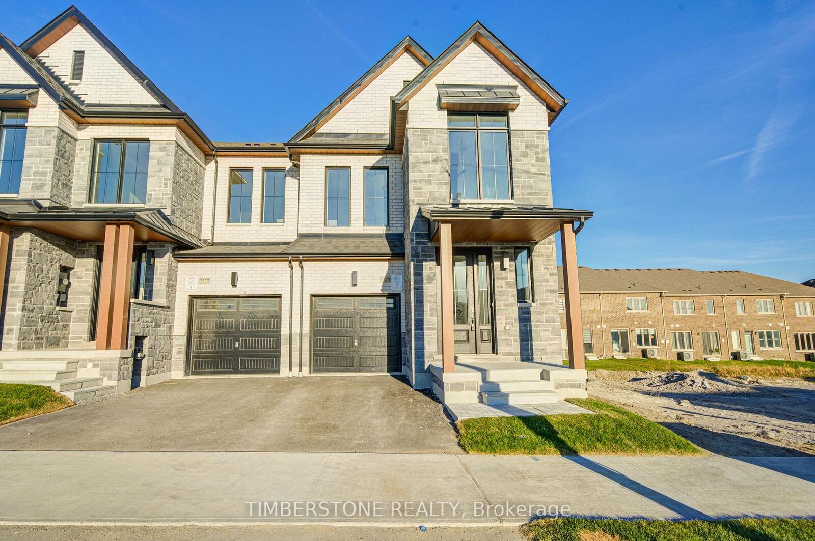 Property Photo: 3375 Elsa Story Avenue ON L1X 0J2