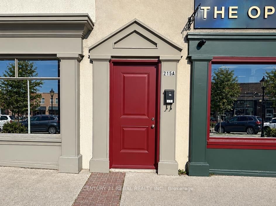 Property Photo:  215 Queen Street A  ON L5M 1L6 