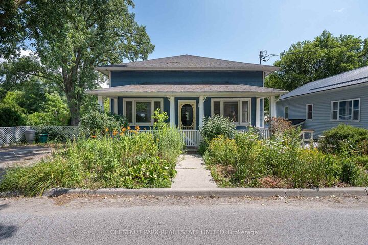 Property Photo: 9 East Mary Street ON K0K 2T0