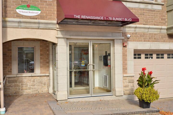 Property Photo:  78 Sunset Boulevard 305  ON L9R 2H5 