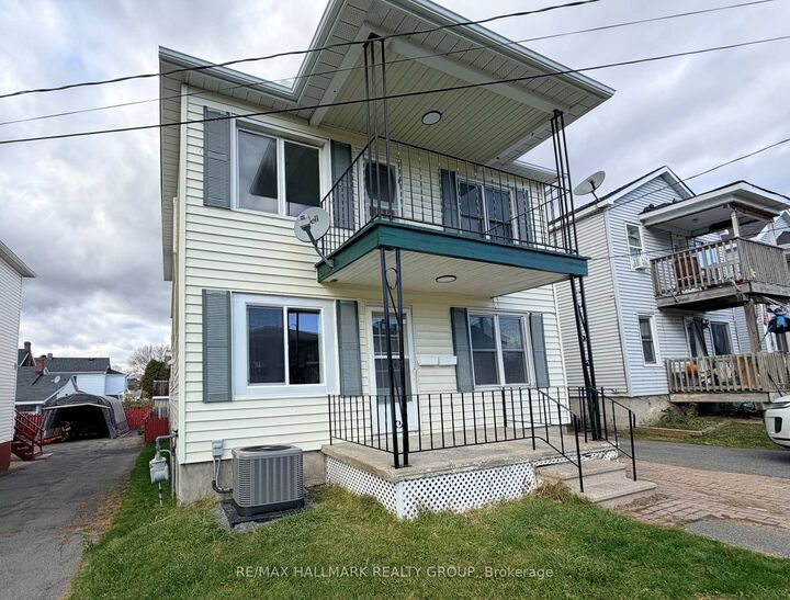 Property Photo:  1206-1208 Easton Avenue  ON K6H 1X4 