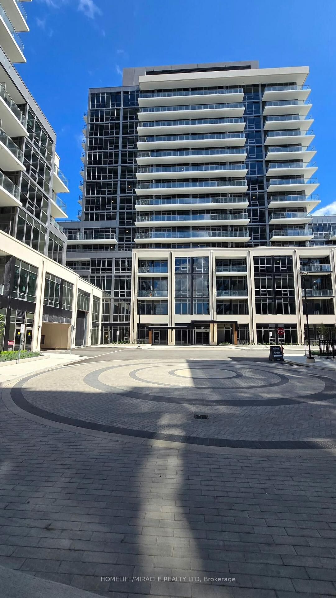 Property Photo:  125 Nipissing Road 406  ON L9T 1R3 