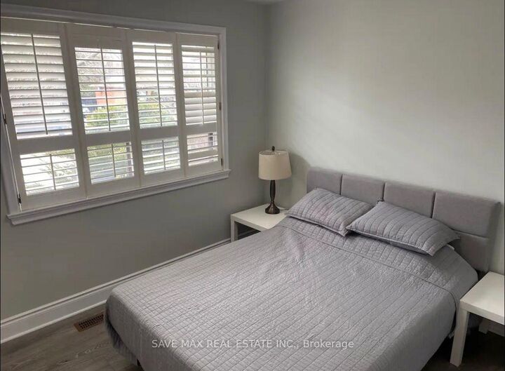 Property Photo: 561 Weir Avenue ON L6L 4X3
