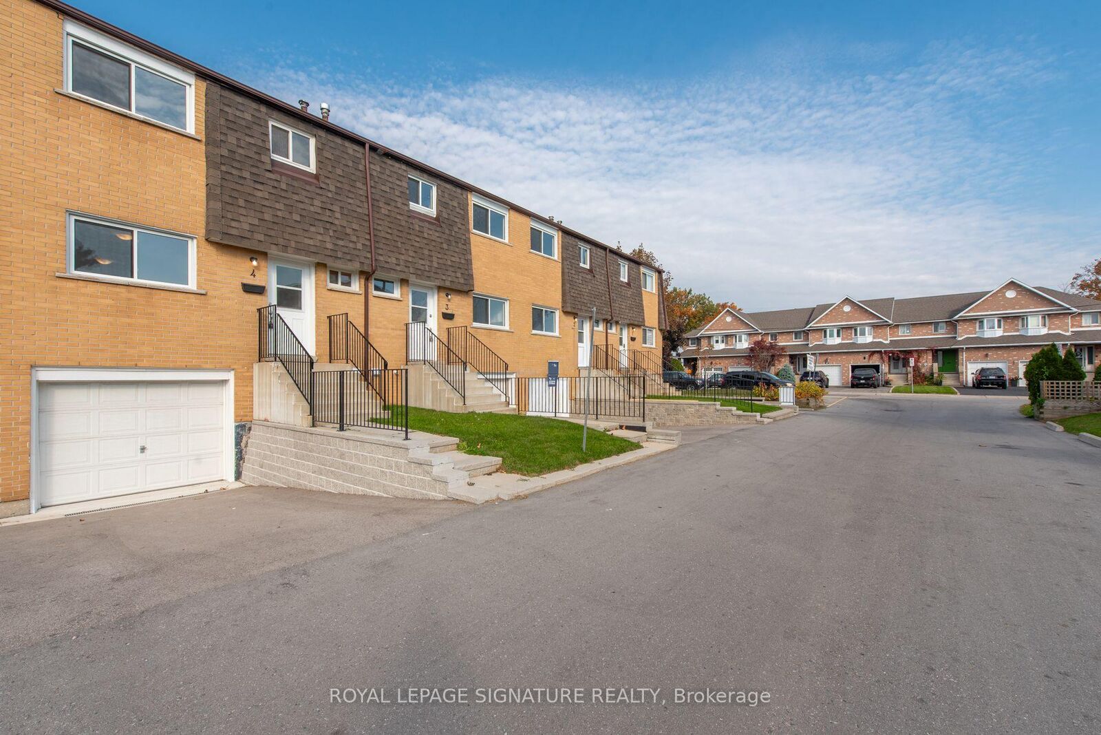 Property Photo:  20 Anna Capri Drive 4  ON L8W 1M6 