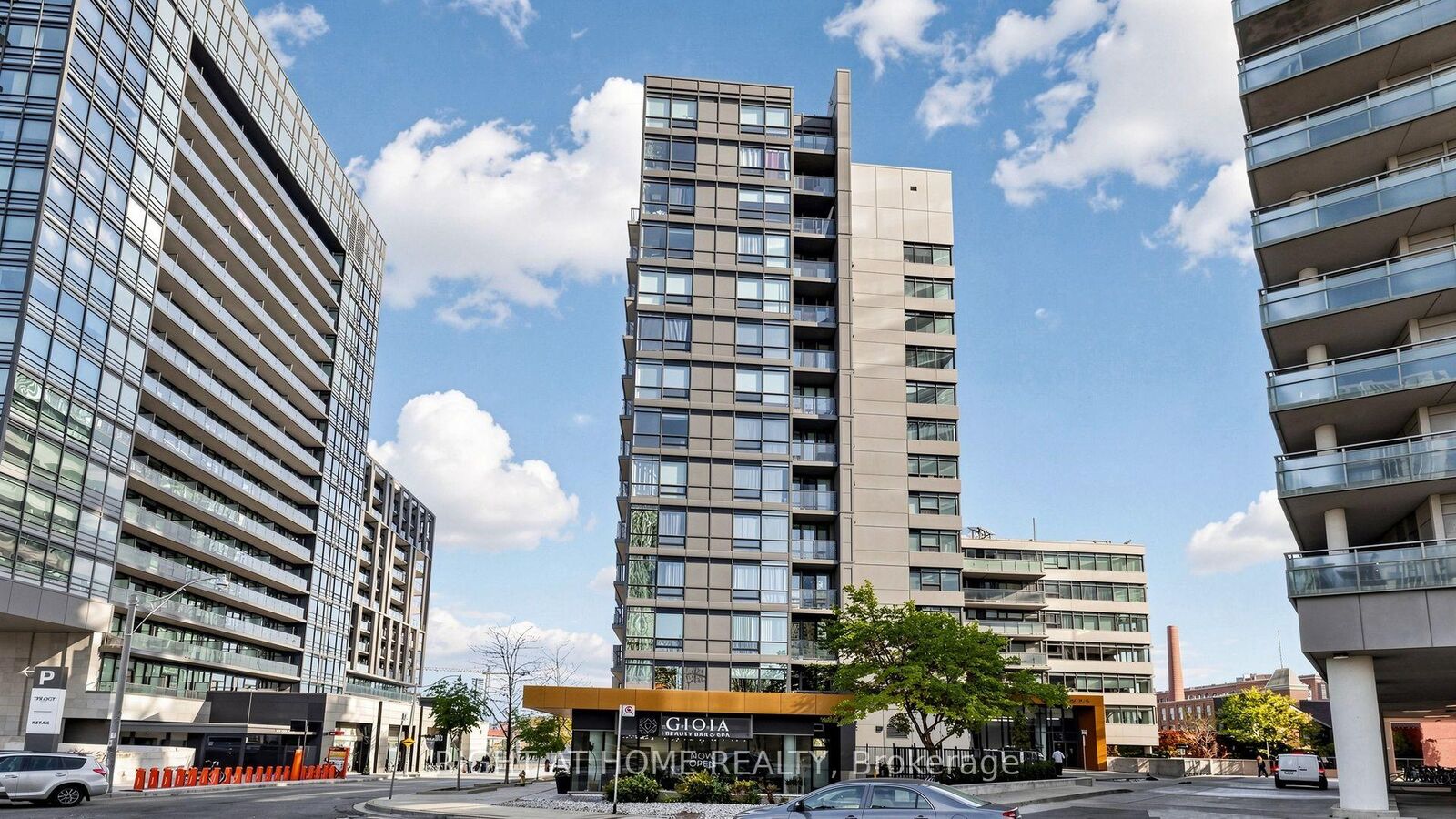 Property Photo: 20 Joe Shuster Way 1016 ON M6K 0A3