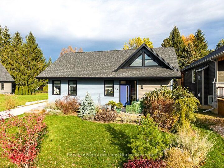 Property Photo:  30 Gordon Crescent  ON N4L 0A9 