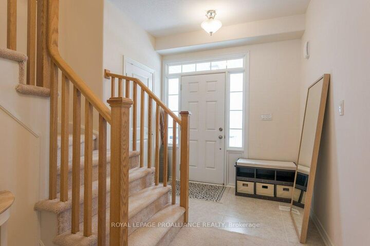 Property Photo:  477 Grange Way  ON K9H 0H8 