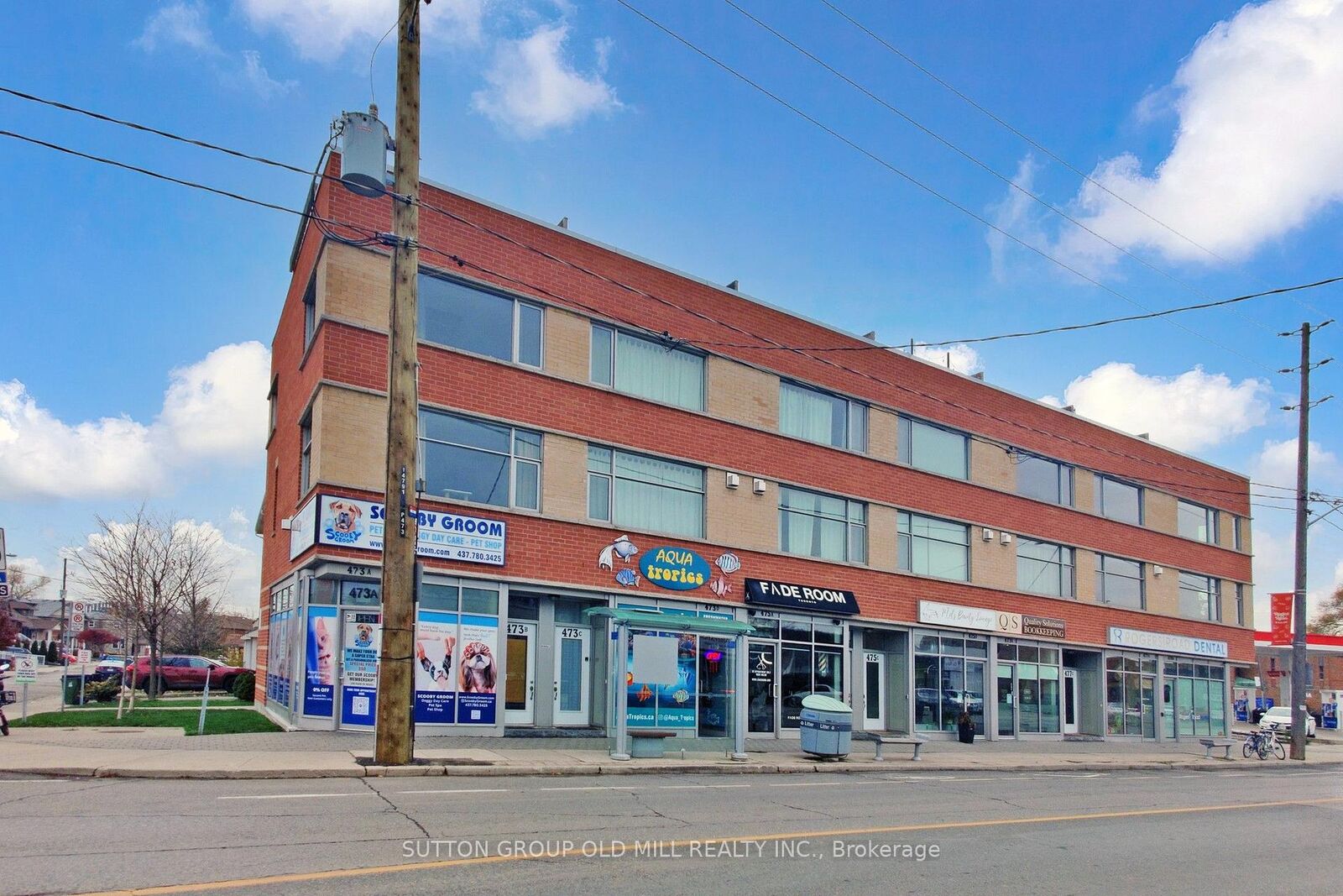 Property Photo: 473 Rogers Road 7 ON M6M 0B3
