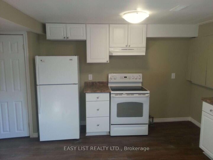 Property Photo:  2 Inglis Avenue  ON L1E 2A8 