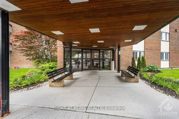 Property Photo:  1505 Baseline Road 601  ON K2C 3L4 