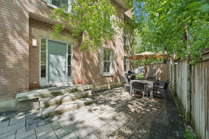 Property Photo:  13 E J Lennox Way  ON L3R 5K7 
