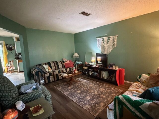 Property Photo:  906 S Lincoln Avenue  OK 74467 
