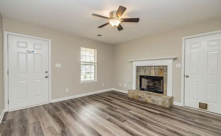 Property Photo:  1520 N Hampton Court  GA 30228 