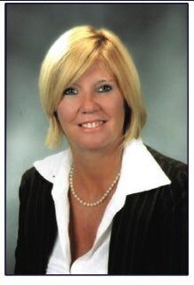 Janet Elliott,  in Woodbury, Realty Connect