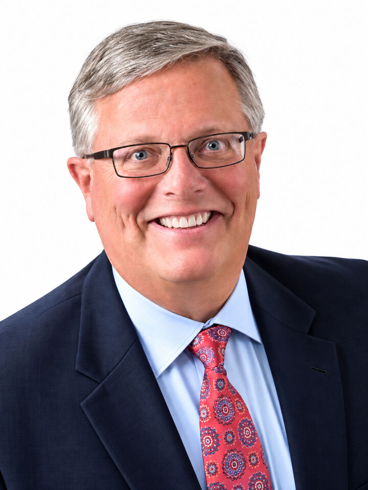 Gord Cowie, Real Estate Agent,REALTOR® in Ottawa, Coldwell Banker First Ottawa Realty, Brokerage