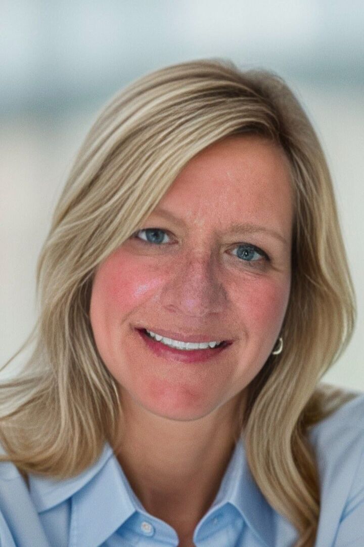 Sonia Smyk,  in Northville, Professionals