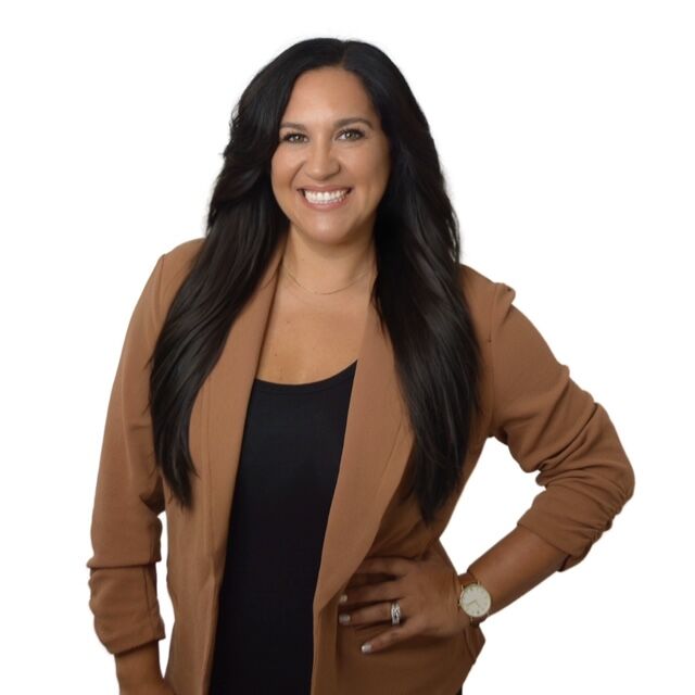 Misty Oliver,  in San Jose, Windermere