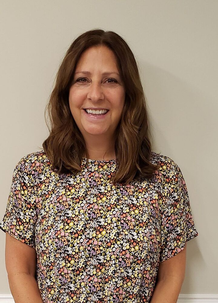 Kim White,  in Richmond, Avenues