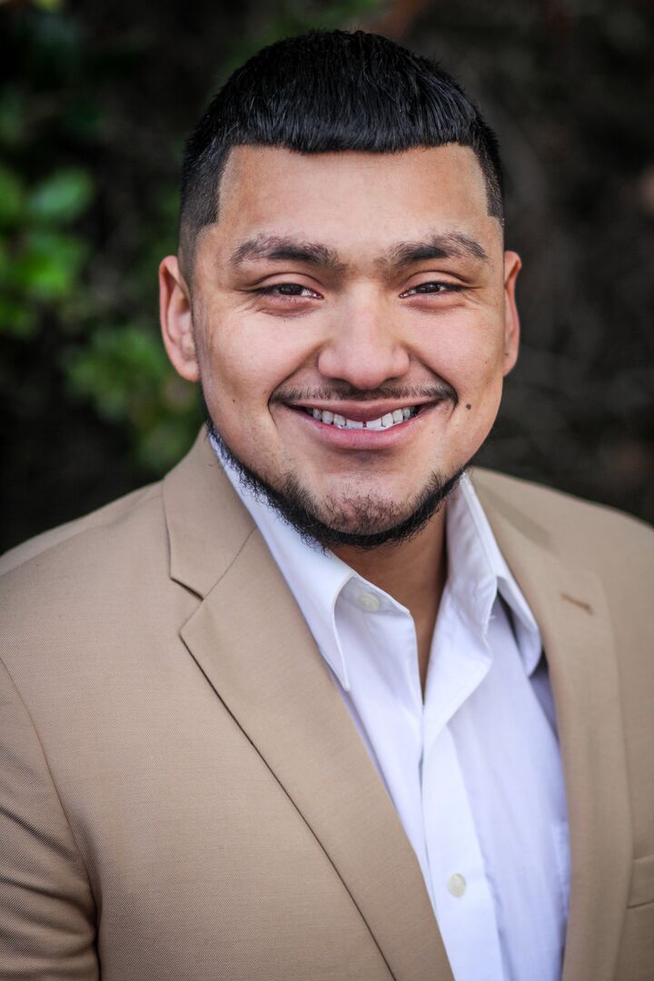 Cesar Torres-Guzman, Associate Real Estate Broker in Cary, Paracle
