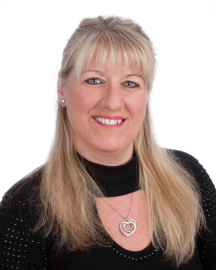 Laura Youngs, Sales Representative in New Tecumseth, Coldwell Banker Ronan Realty, Brokerage