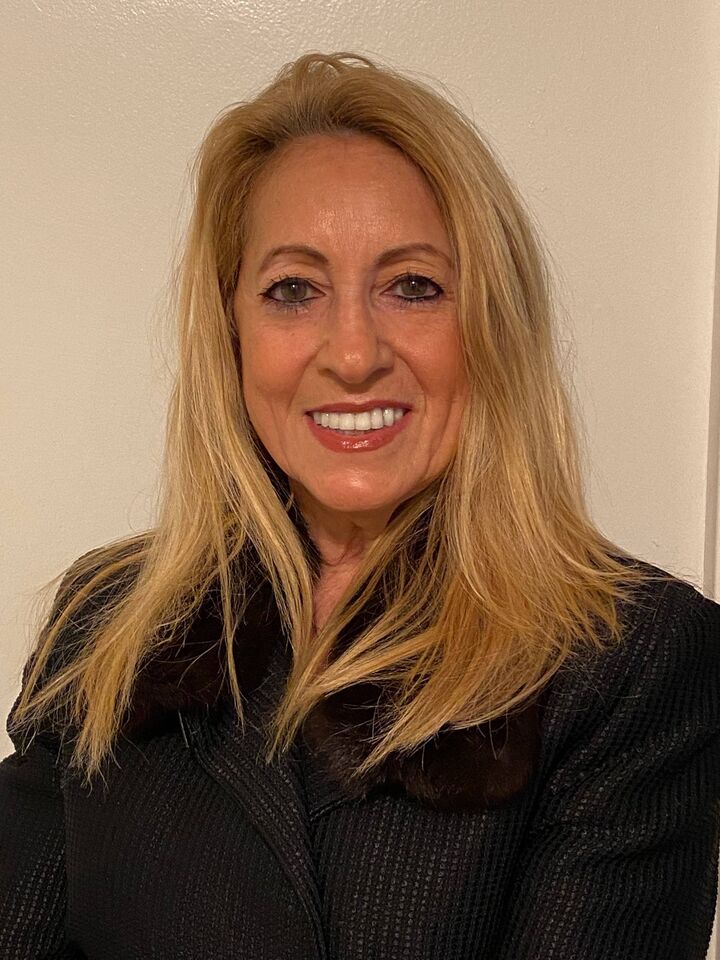 Maryanne Paccione, Associate Real Estate Broker in Stamford, Gaetano Marra Homes