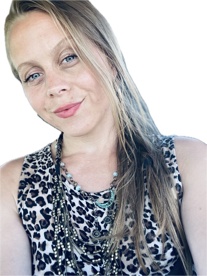 Chyna Montgomery, Real Estate Salesperson in Eureka Springs, K-C REALTY