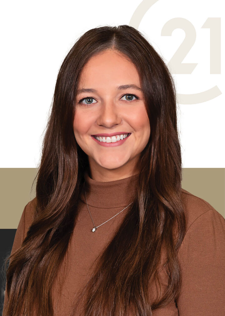 Kristen Demarie,  in Lake Charles, Bessette Flavin