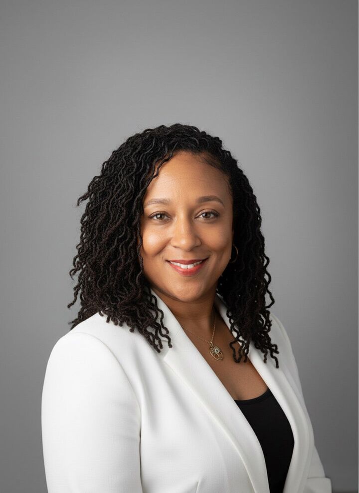 Anika Davidson, Real Estate Salesperson in Grand Blanc, Signature Realty