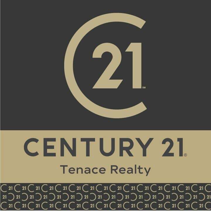 Nicole Ford,  in Boynton Beach, Tenace Realty