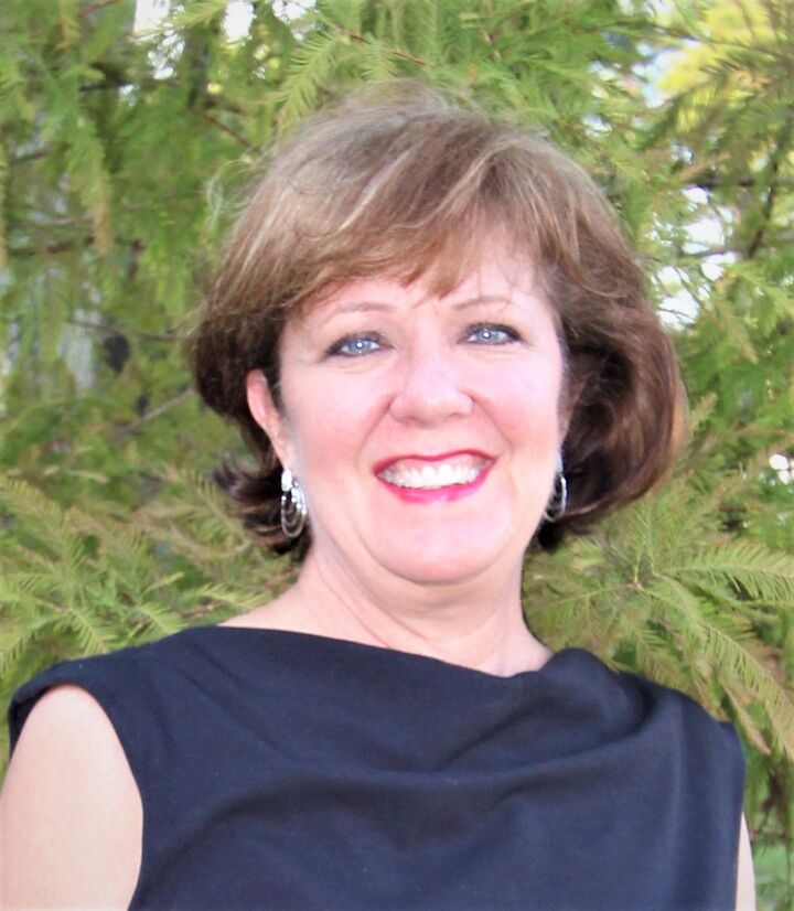 Donna Dorriety,  in Fairhope, Reehl Properties, Inc.