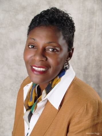 Betty Frazier-Johnson, Associate Real Estate Broker in Mobile, Platinum Properties